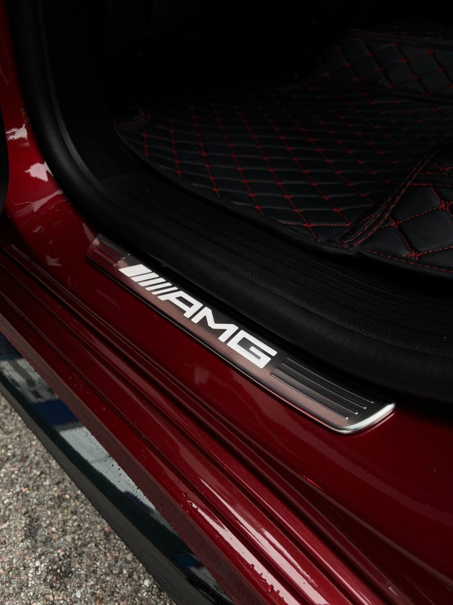 Fahrzeugabbildung Mercedes-Benz GLE 63 S AMG-Pano-HeadUp - Standheizung - Carbon