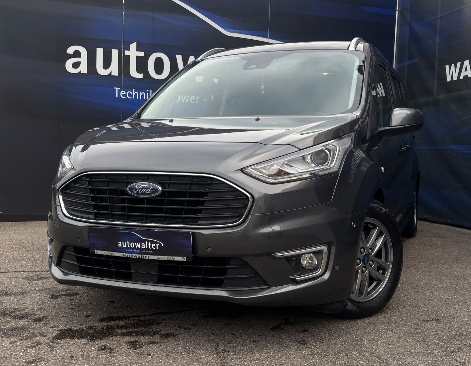 Ford Grand Tourneo Connect Titanium