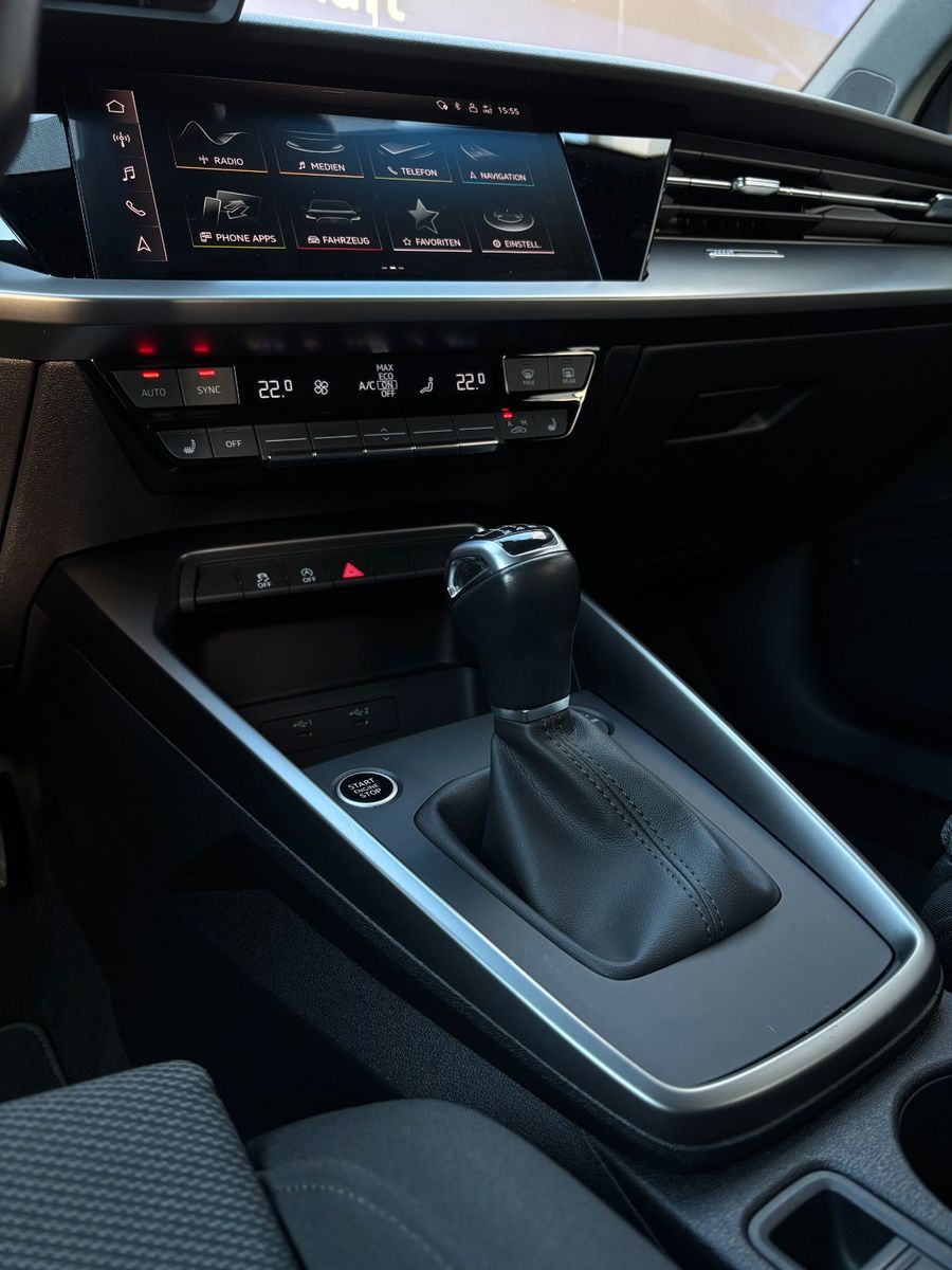 Fahrzeugabbildung Audi A3 Sportback 30 TFSI basis