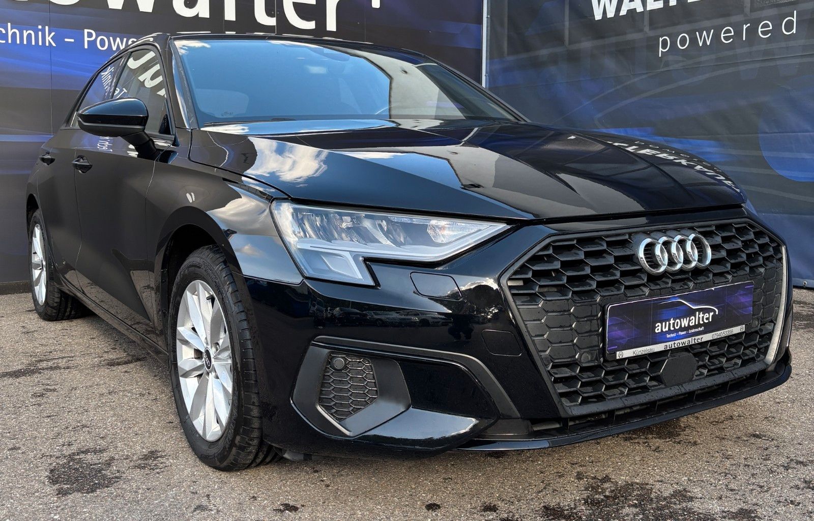 Fahrzeugabbildung Audi A3 Sportback 30 TFSI basis