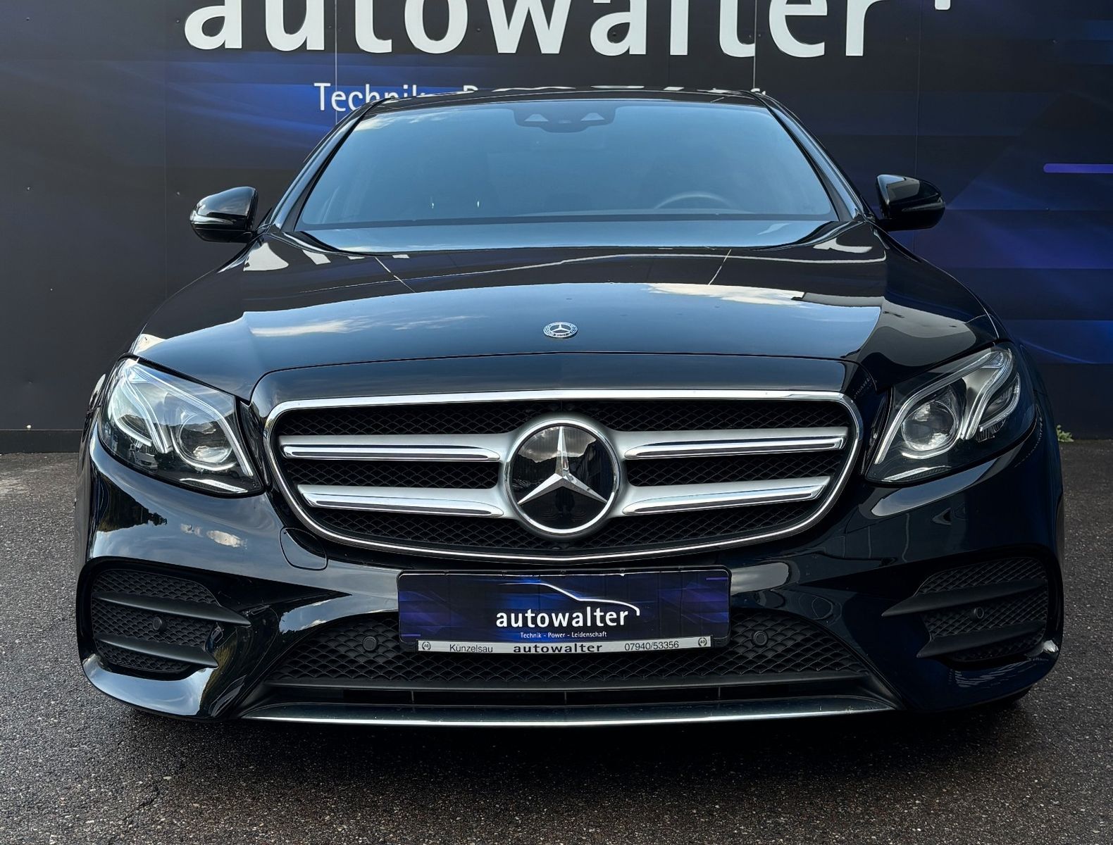 Fahrzeugabbildung Mercedes-Benz E 300 d AMG Line