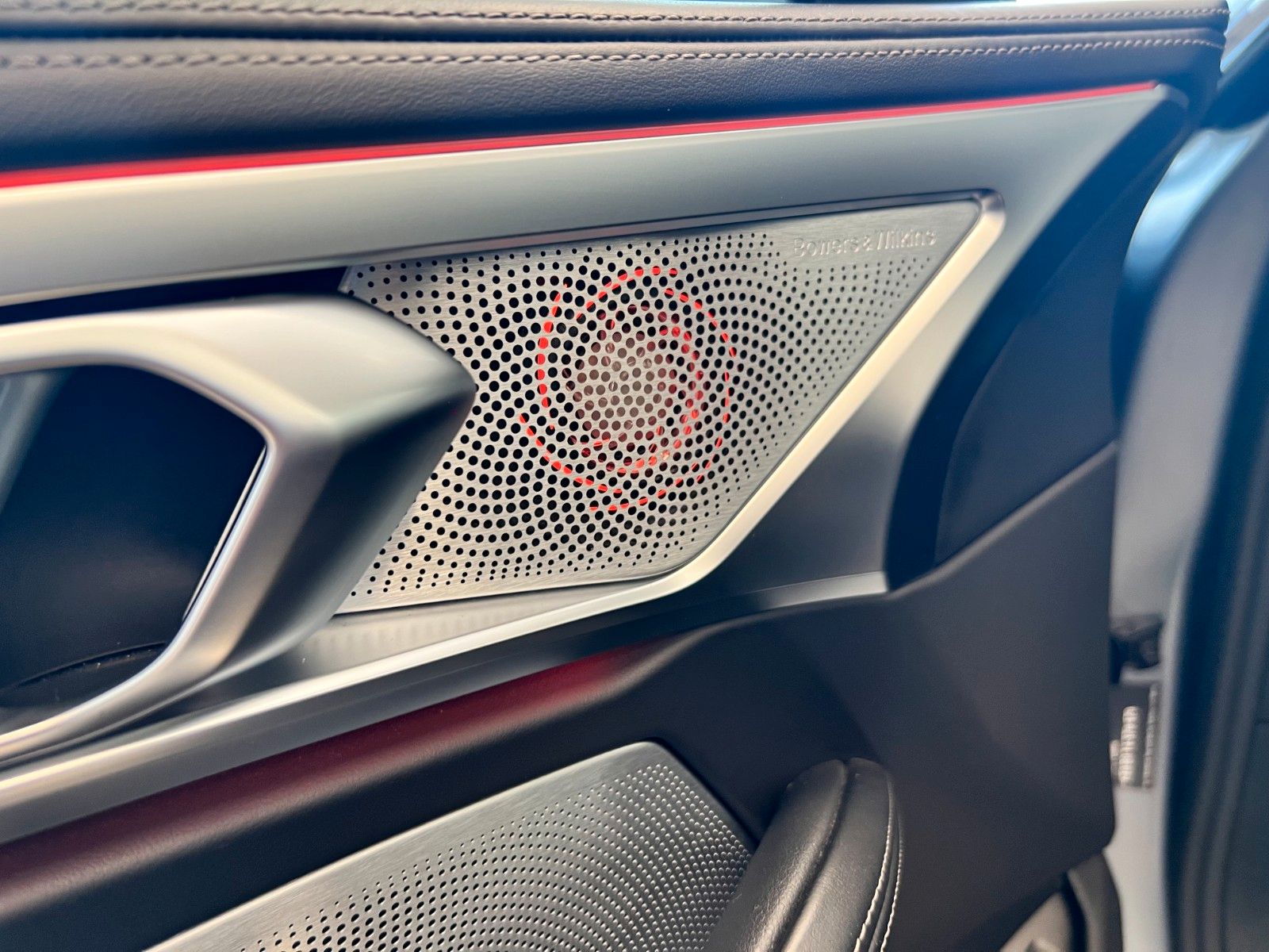 Fahrzeugabbildung BMW M850 8 Cabrio M850 i xDrive*