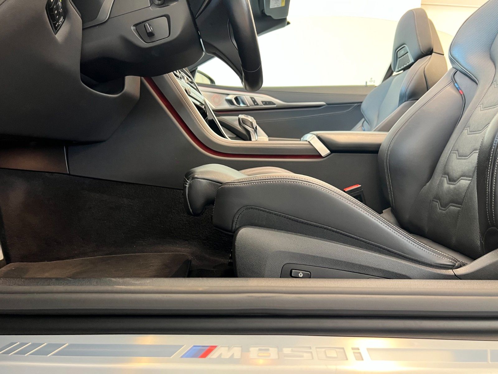 Fahrzeugabbildung BMW M850 8 Cabrio M850 i xDrive*