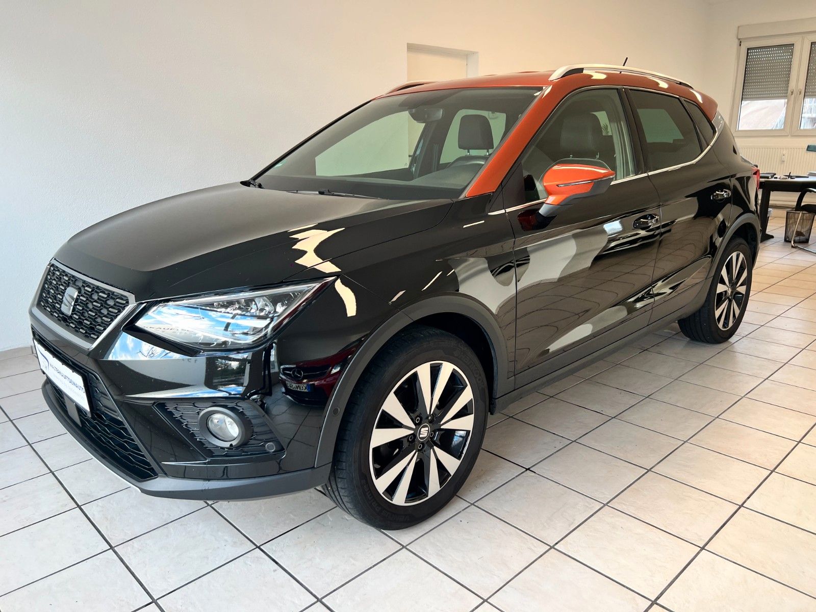 SEAT Arona Beats*LED*