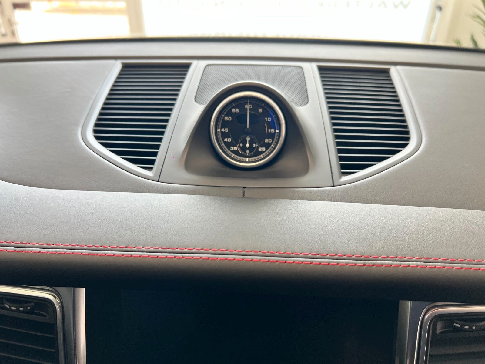 Fahrzeugabbildung Porsche Macan GTS*PDLS+*Carbon*Approved